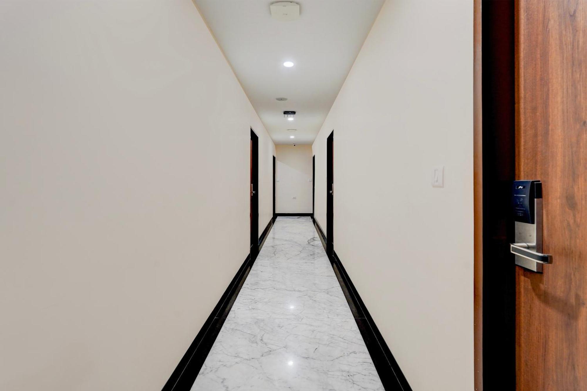 Townhouse Oriental Inn Chennai Bagian luar foto