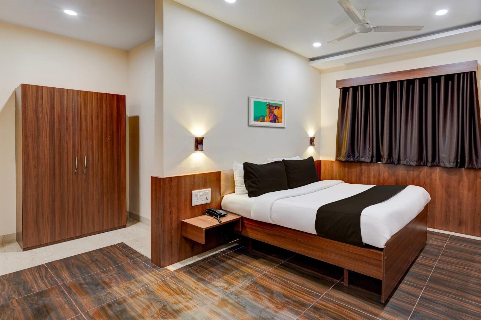 Townhouse Oriental Inn Chennai Bagian luar foto