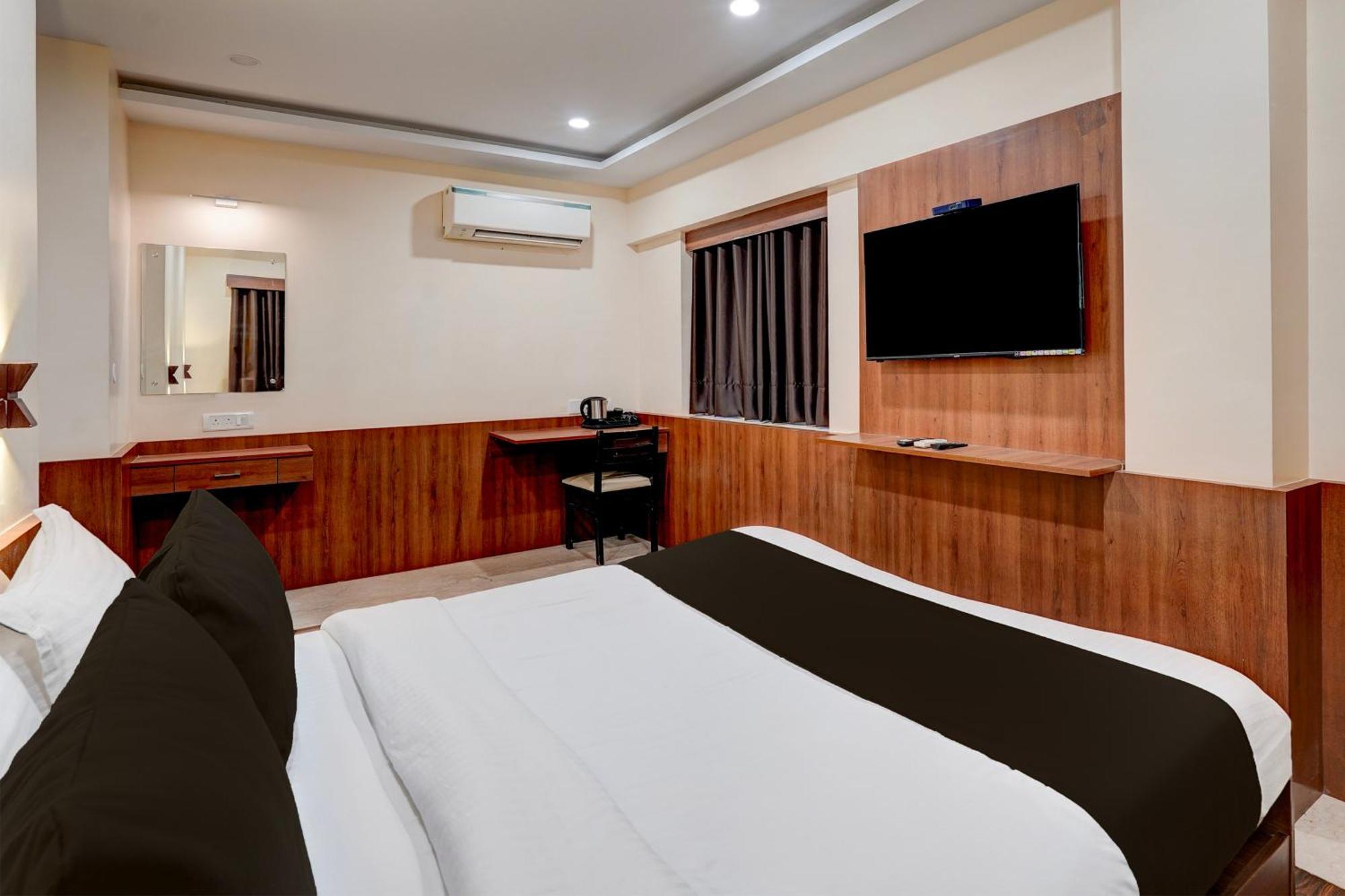 Townhouse Oriental Inn Chennai Bagian luar foto