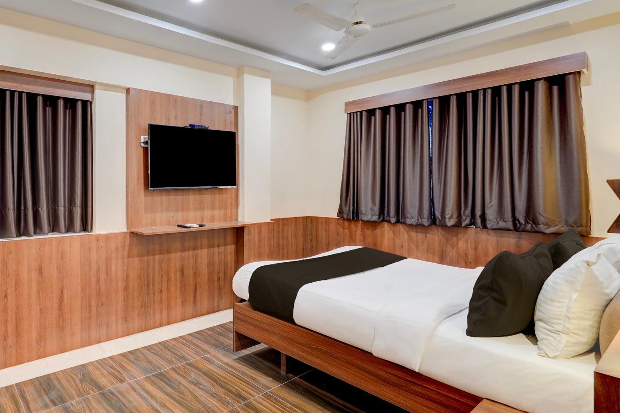 Townhouse Oriental Inn Chennai Bagian luar foto