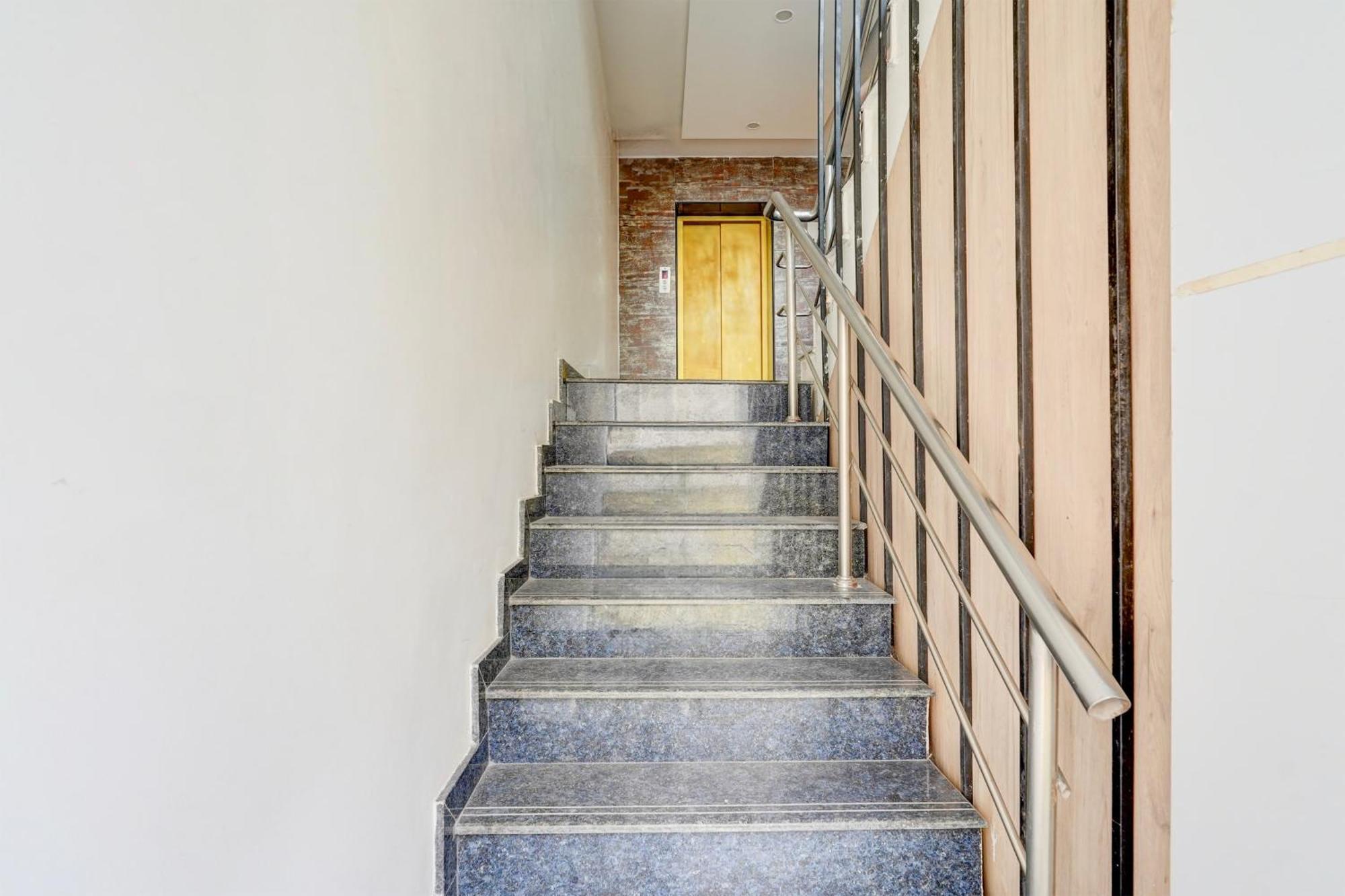 Townhouse Oriental Inn Chennai Bagian luar foto