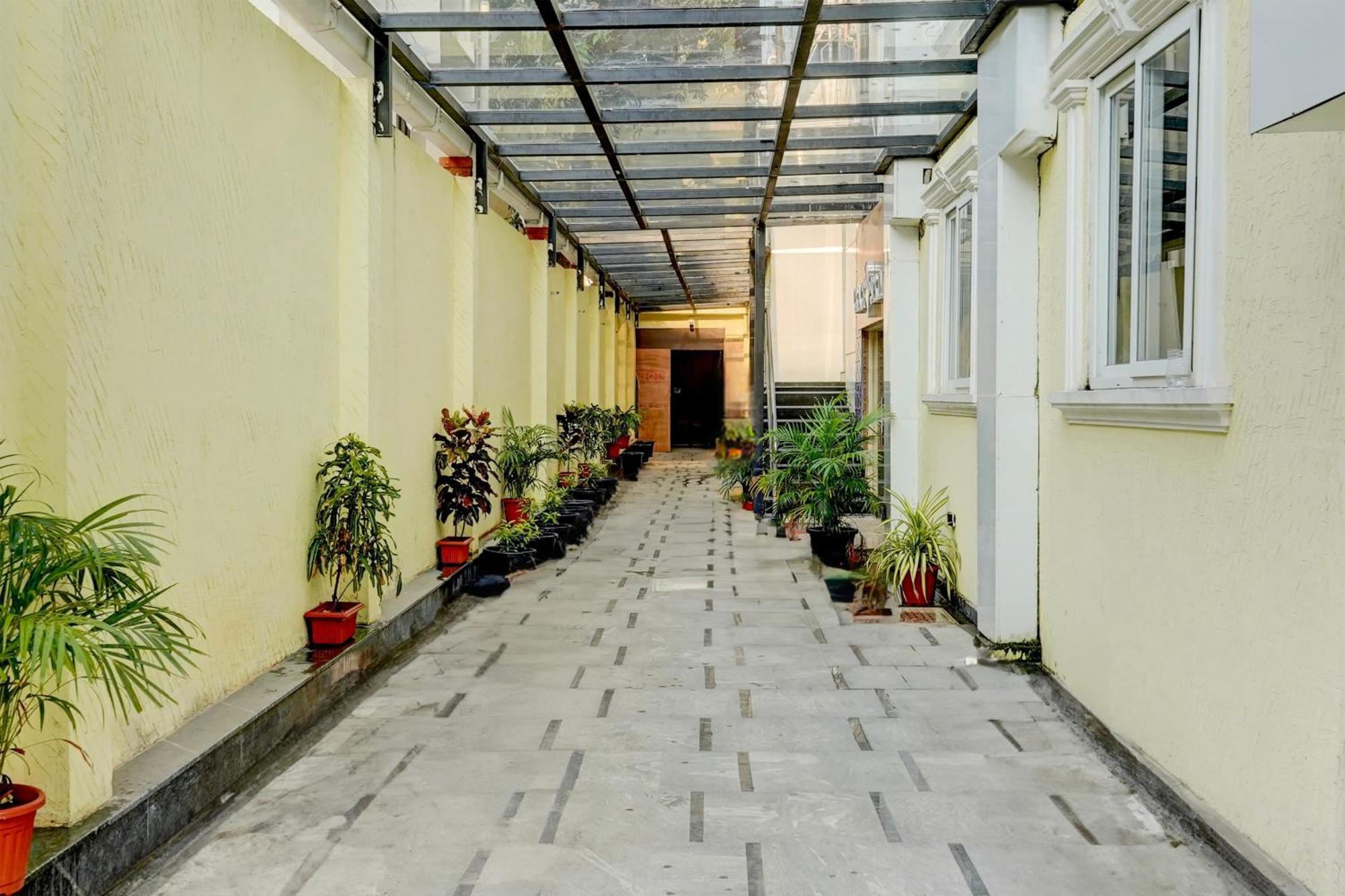 Townhouse Oriental Inn Chennai Bagian luar foto