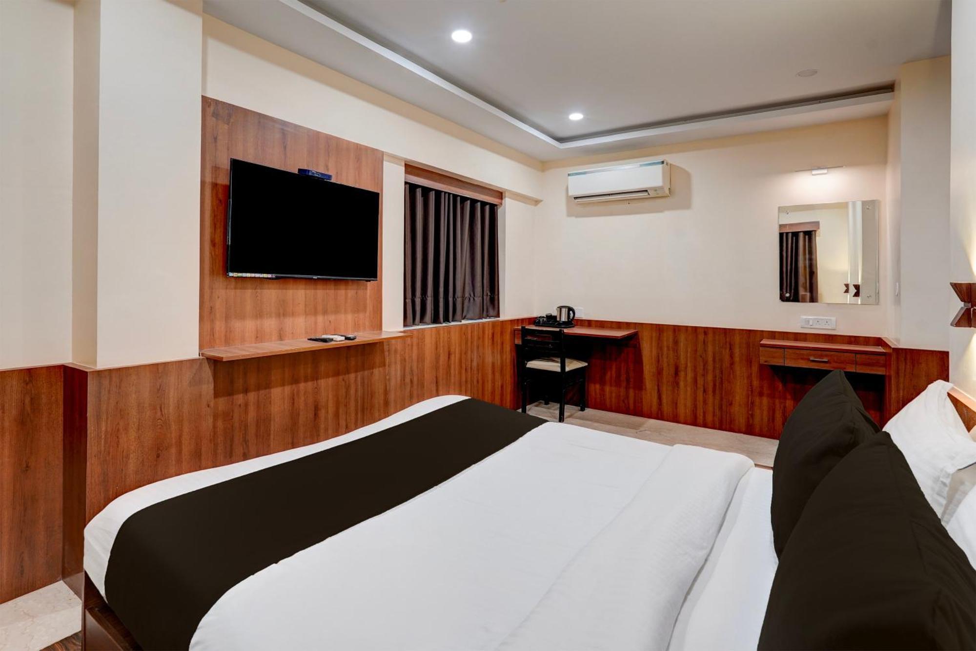Townhouse Oriental Inn Chennai Bagian luar foto