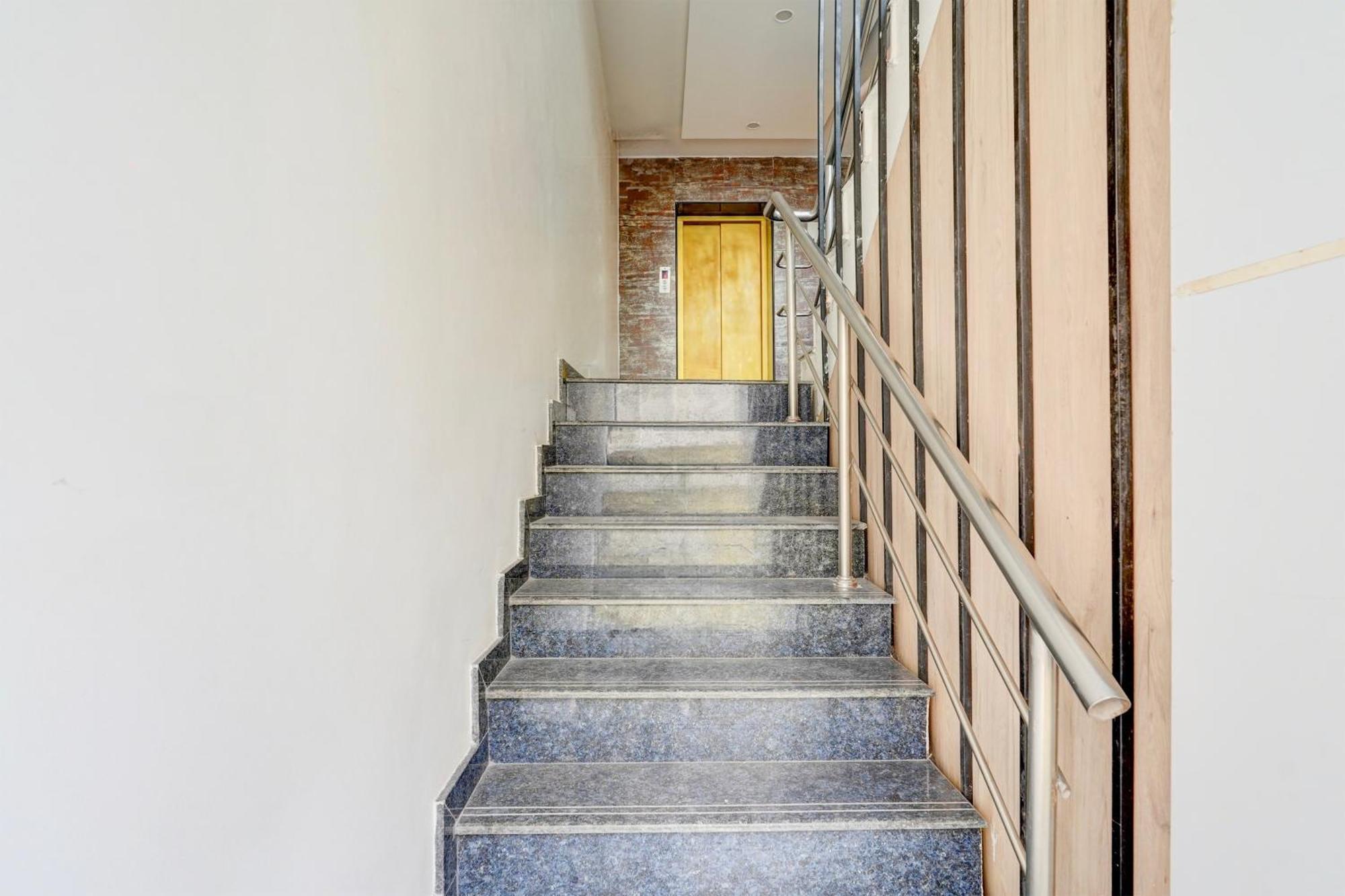 Townhouse Oriental Inn Chennai Bagian luar foto