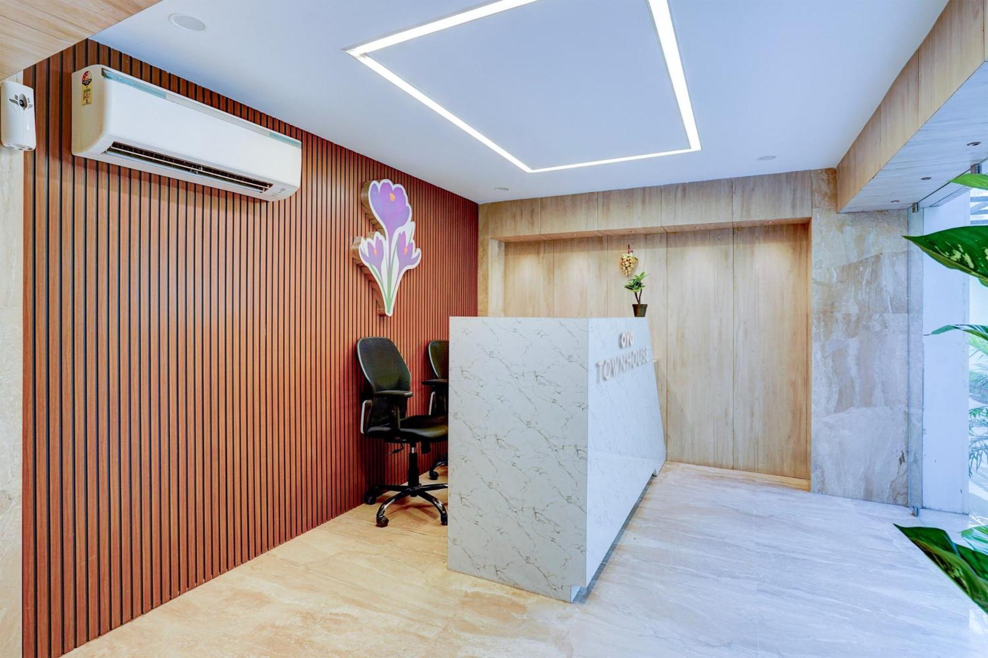 Townhouse Oriental Inn Chennai Bagian luar foto